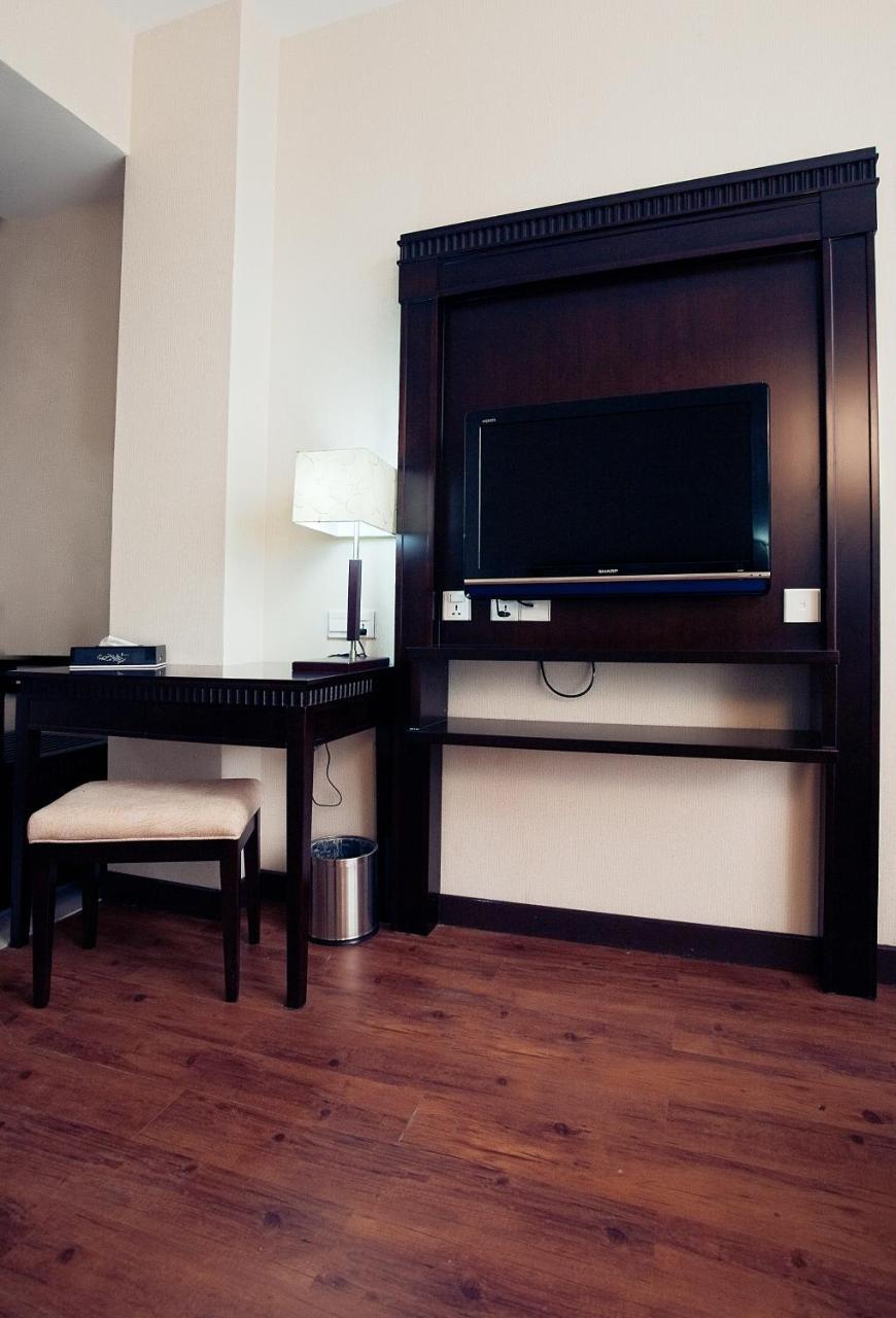 Hotel S Damansara Петалинг Джая Екстериор снимка